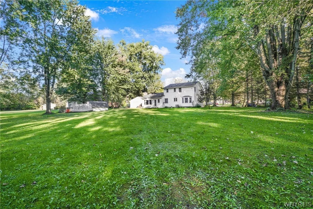 Photo of 6876 Creekview Drive