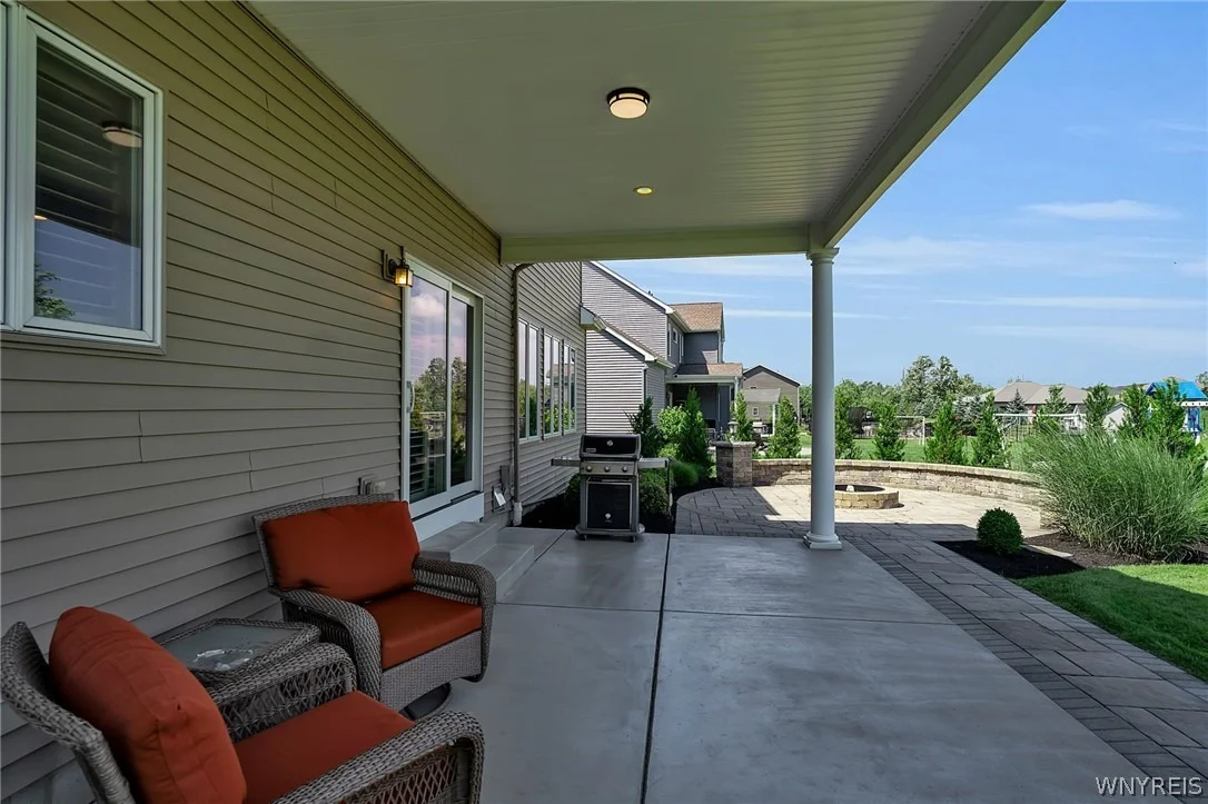 Photo of 5345 Glenview Drive