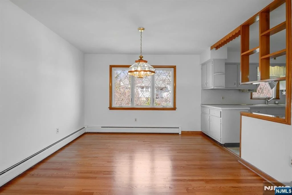 Photo of 240 Ridge