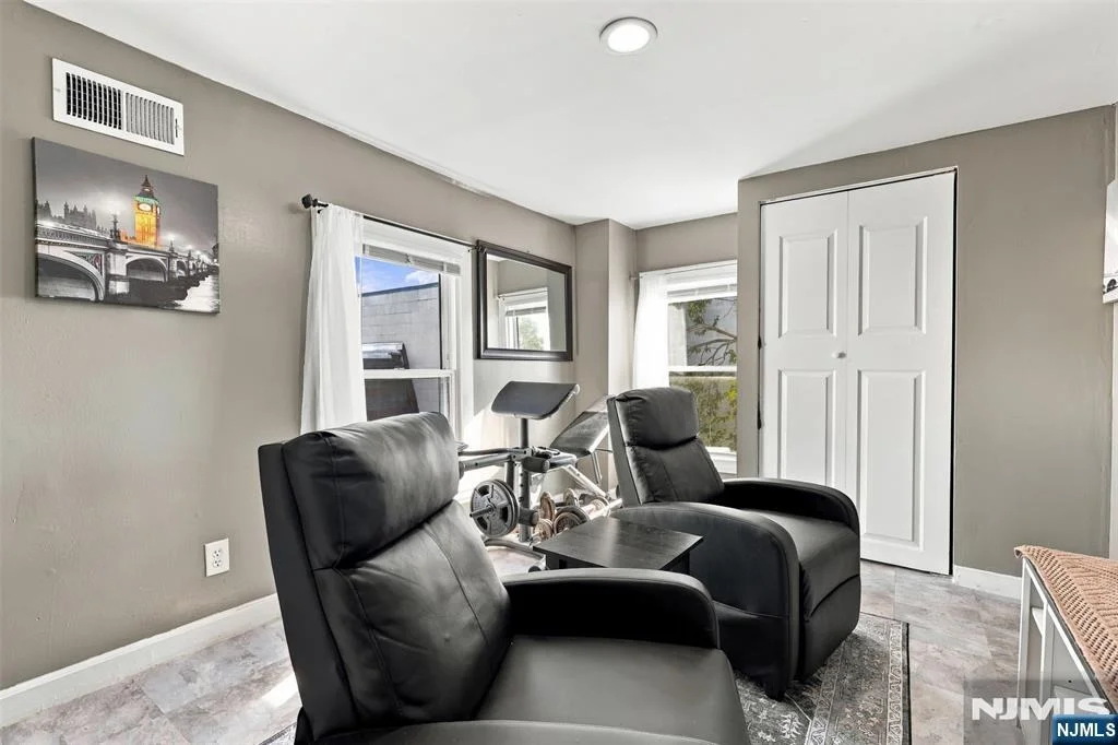 Photo of 74 Union
