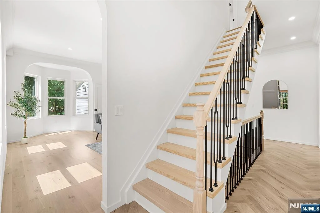 Photo of 175 Crescent