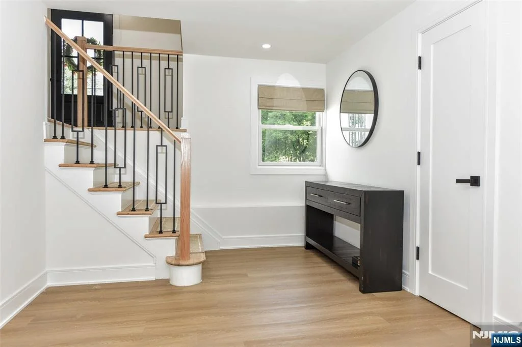 Photo of 75 Demarest