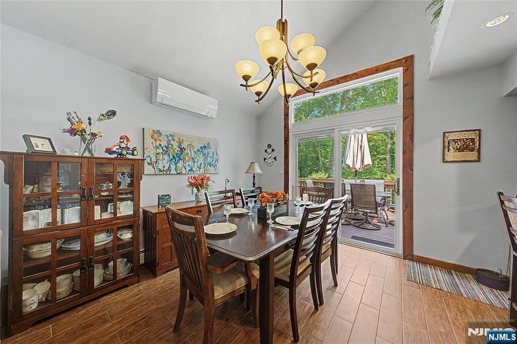 Photo of 451 W Brook