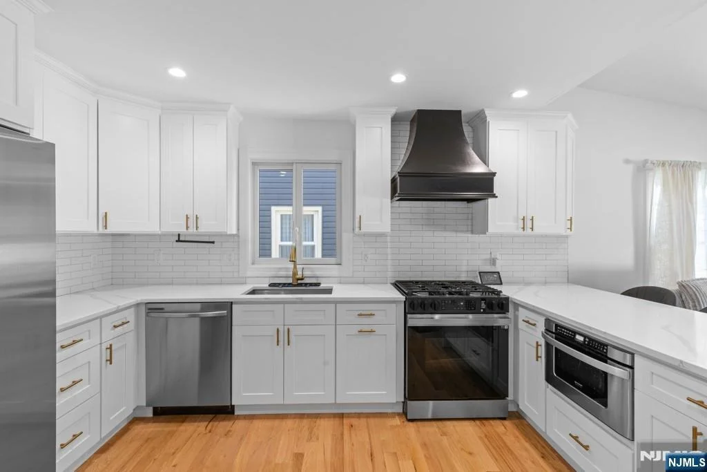Photo of 385 Copeland