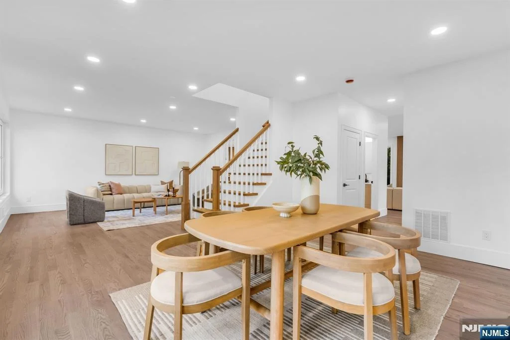Photo of 515 Salem