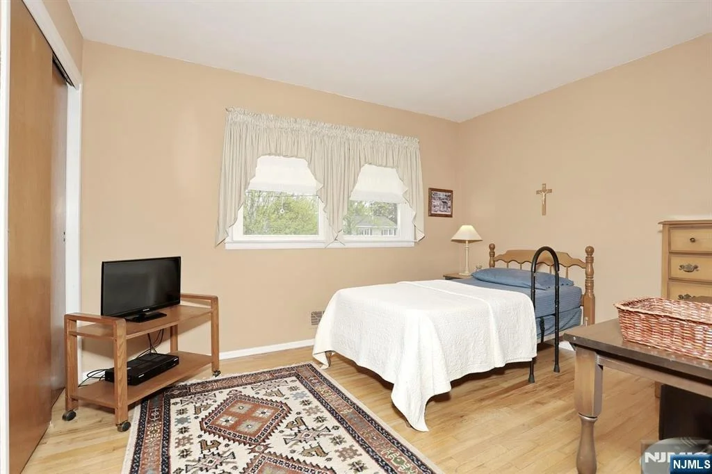 Photo of 222 Merritt