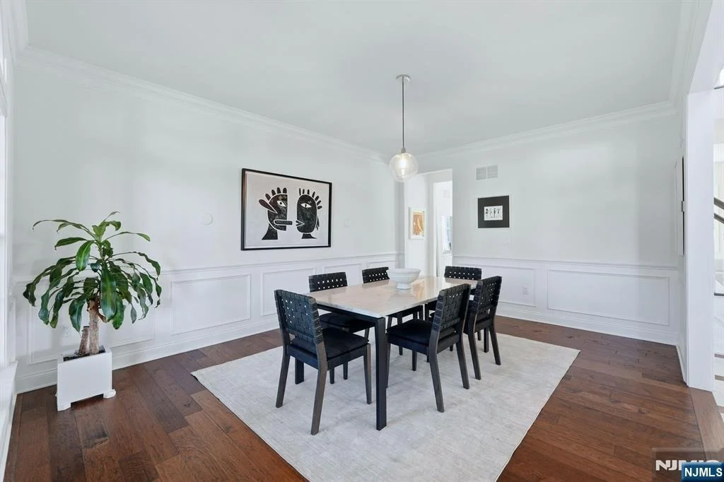 Photo of 73 Woodmere