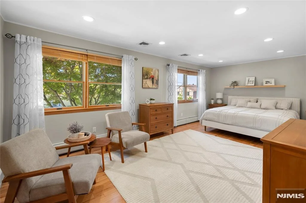Photo of 66 Roehrs