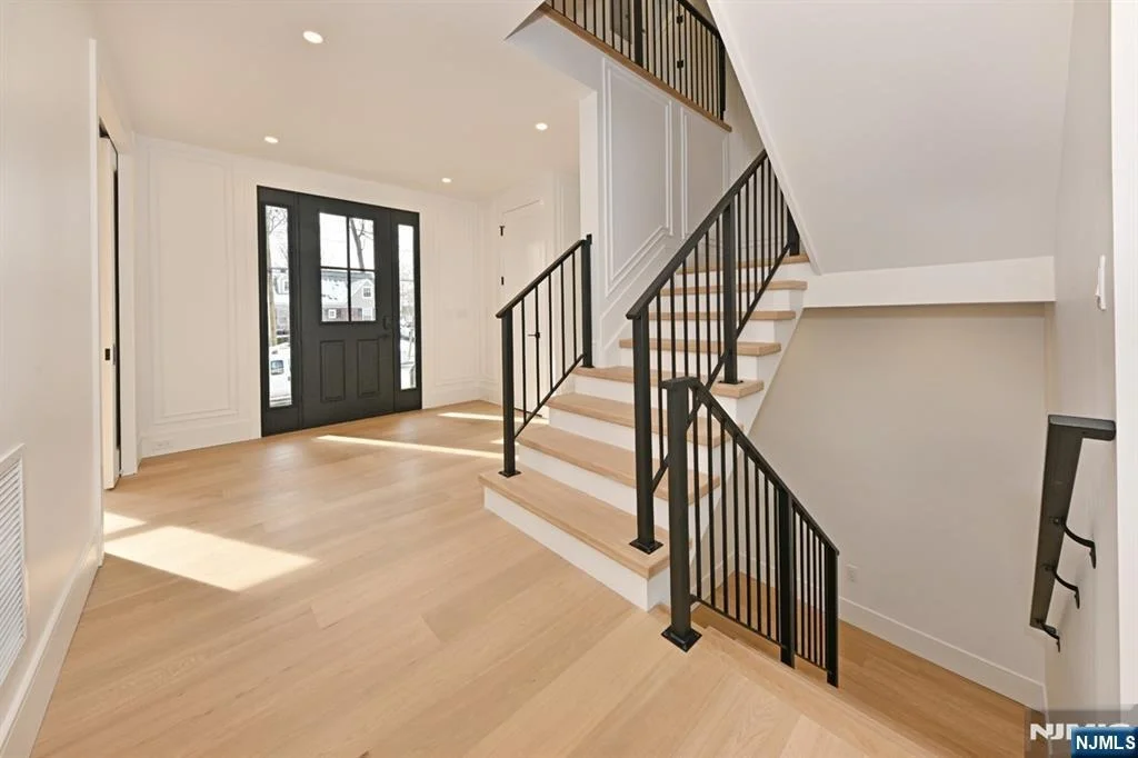 Photo of 212 Monroe