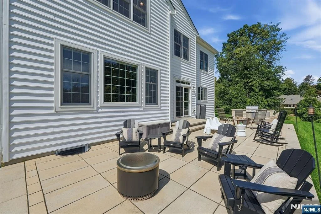 Photo of 73 Woodmere