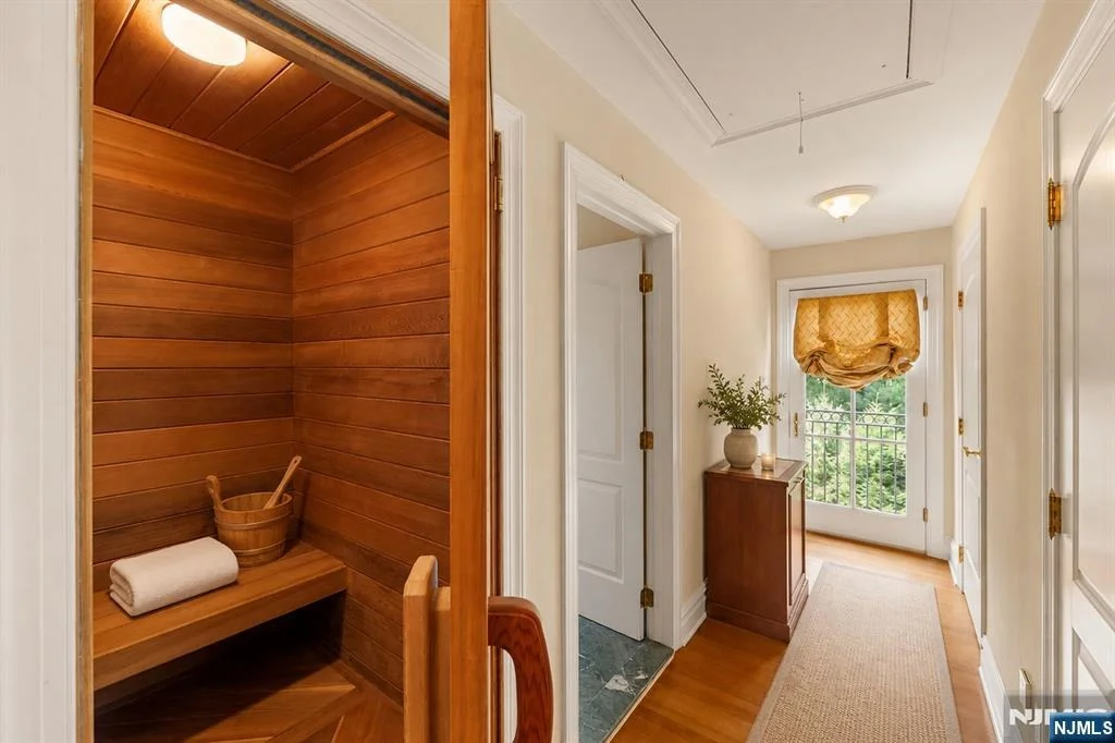 Photo of 38 Bridle