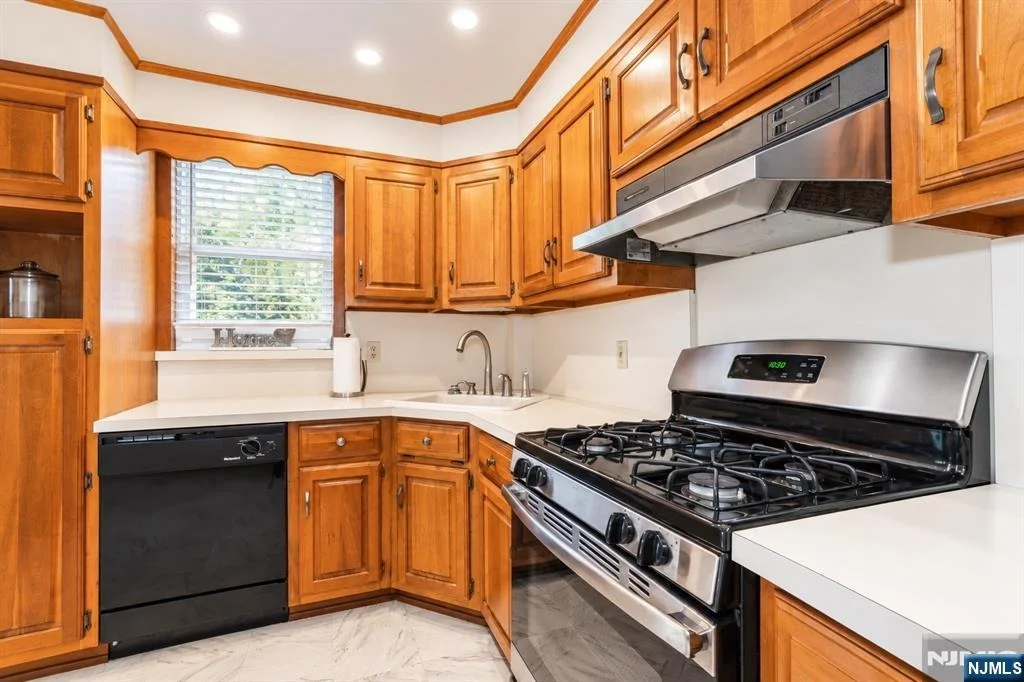 Photo of 223 Baldwin