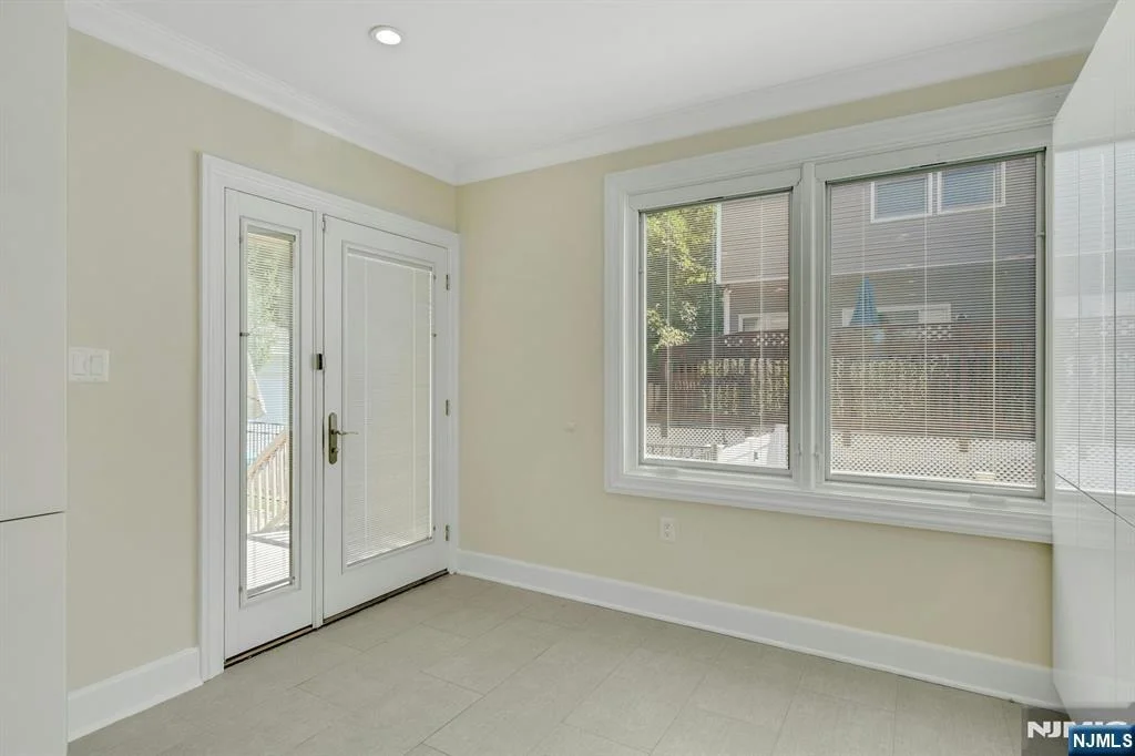 Photo of 35 Elm