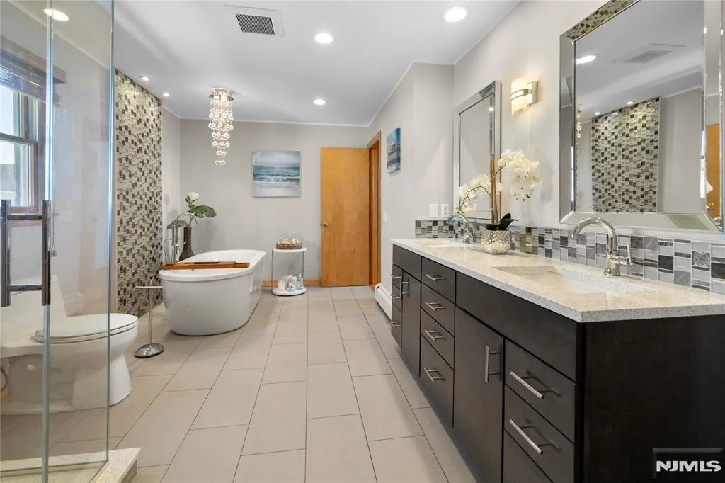 Photo of 66 Roehrs