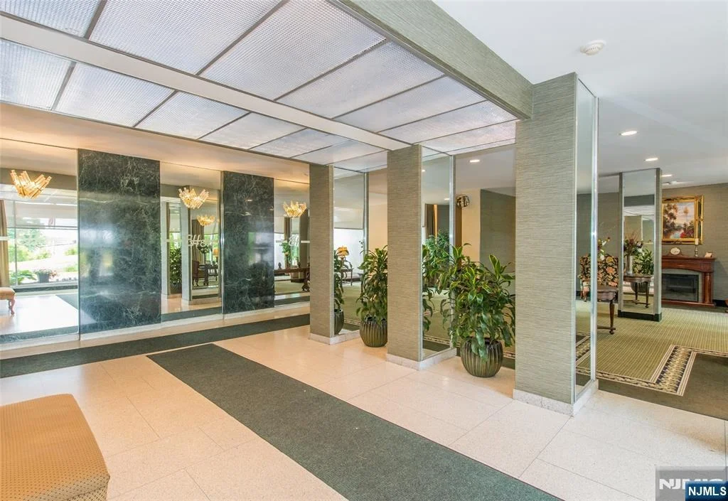 Photo of 301 Beech
