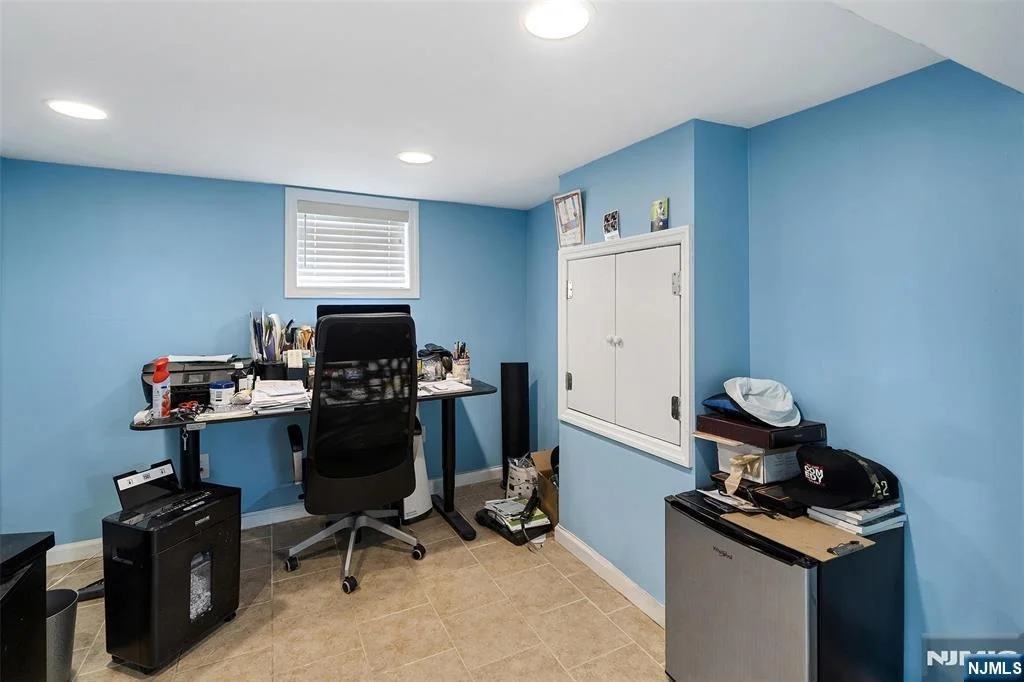 Photo of 75 Pine