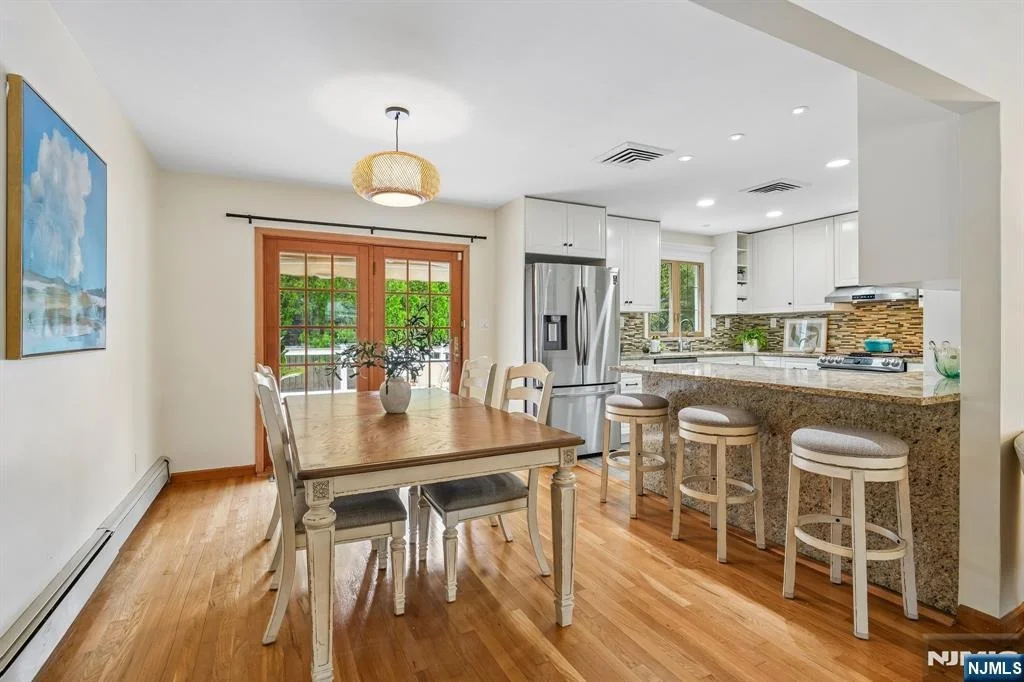 Photo of 49 Skyview