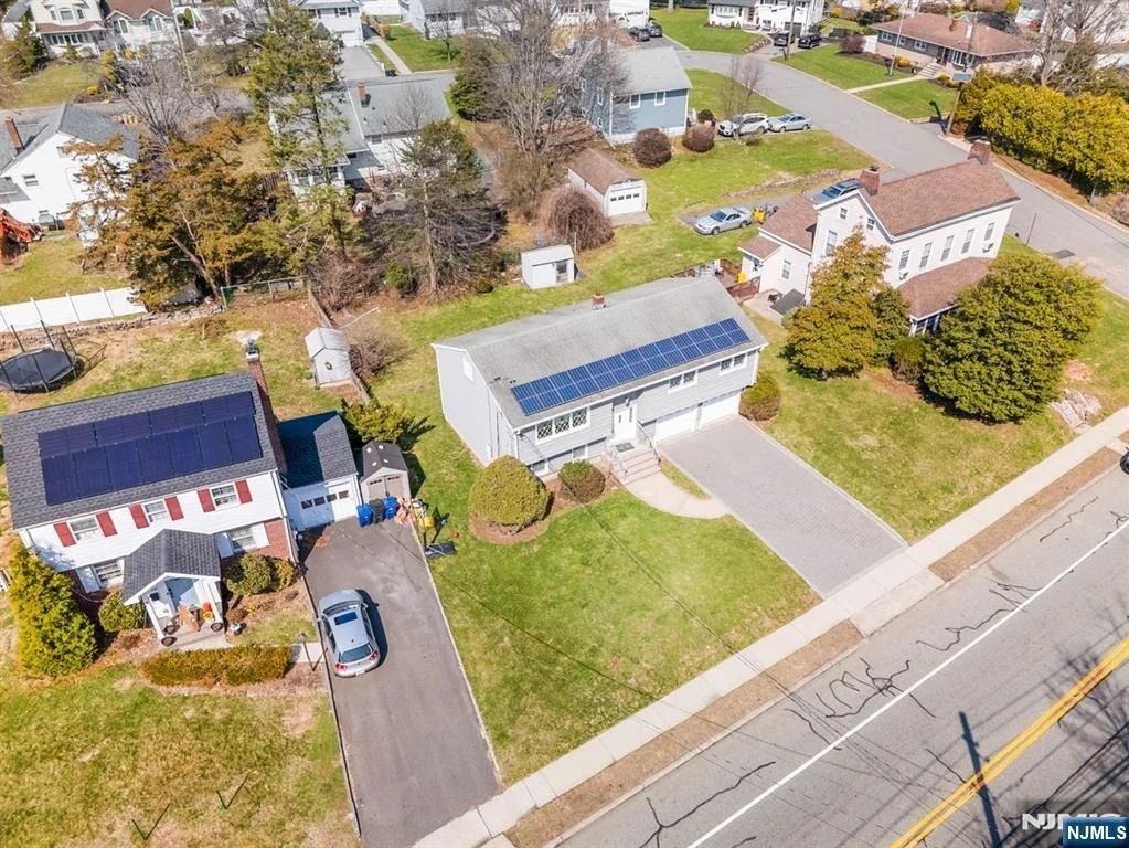 Photo of 240 Ridge
