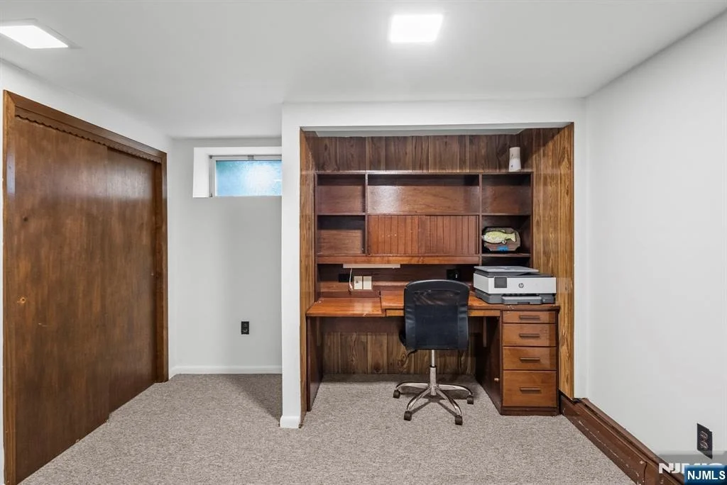 Photo of 101 Maple Hill