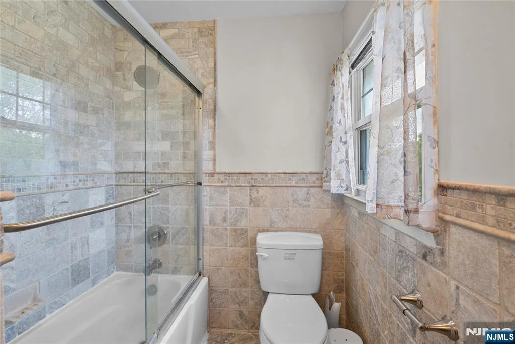 Photo of 260 Saint Cloud