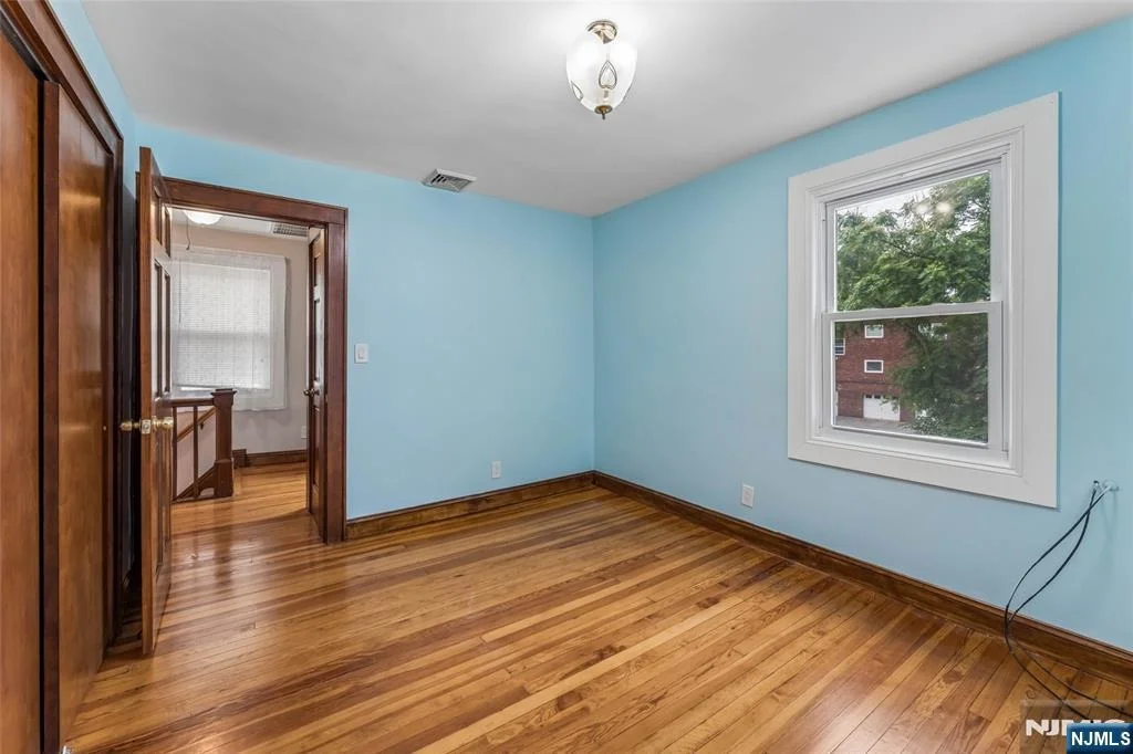 Photo of 23 Princeton