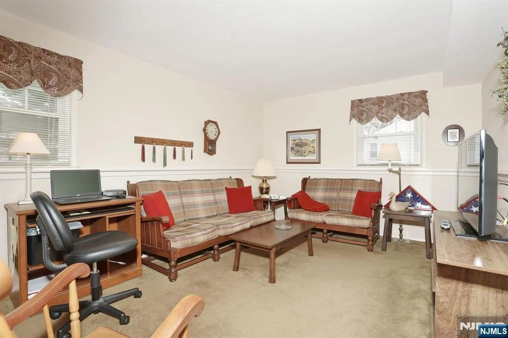 Photo of 222 Merritt