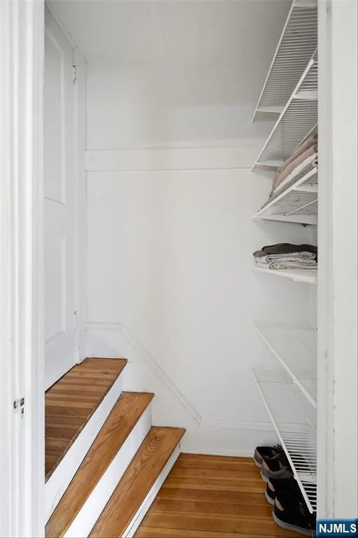 Photo of 156 Larch