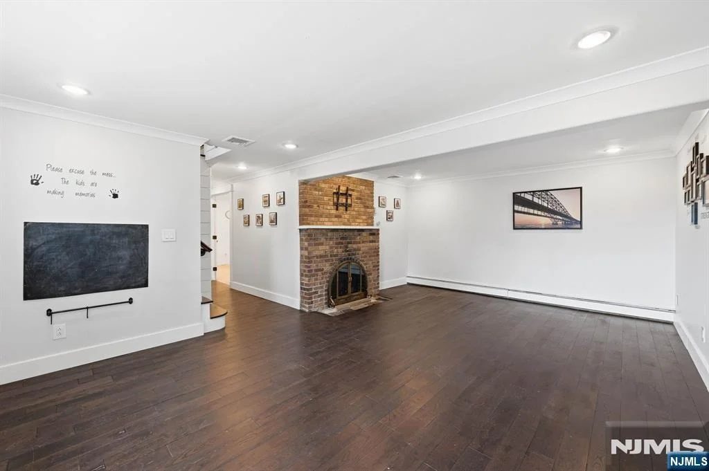 Photo of 19 Somerville