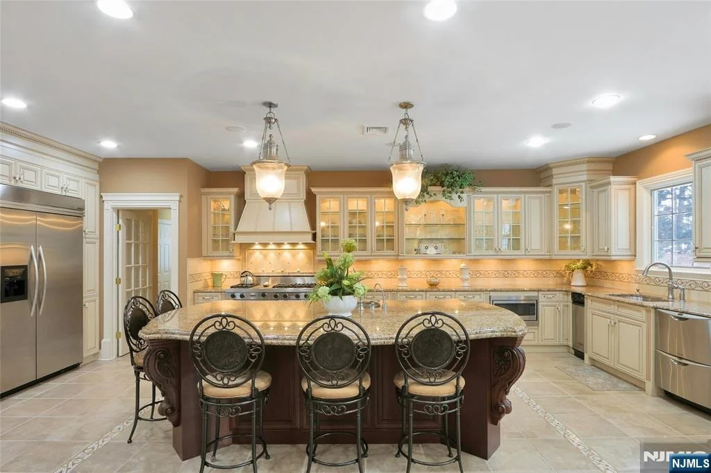 Photo of 457 Devonshire
