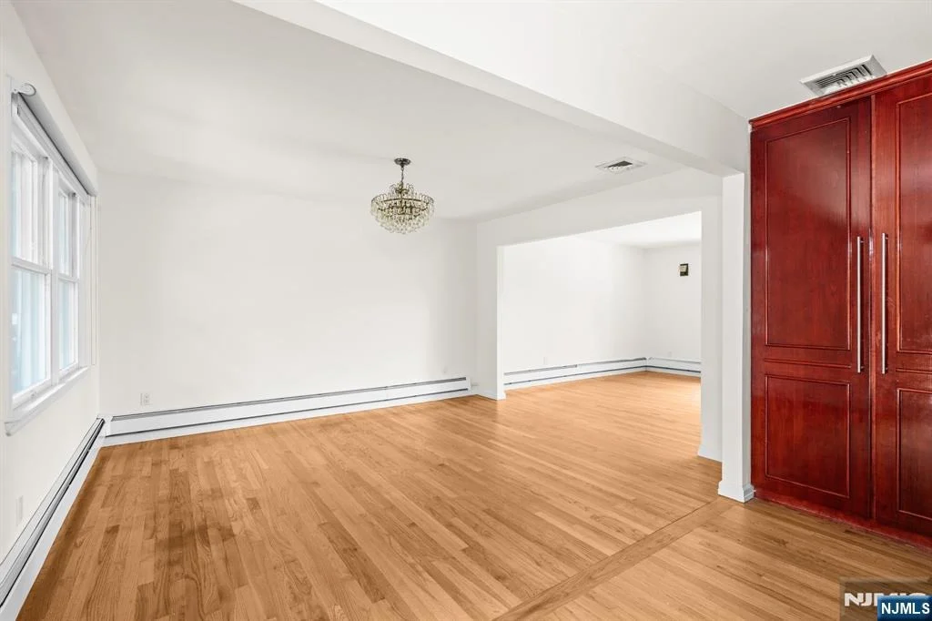 Photo of 763 Closter Dock