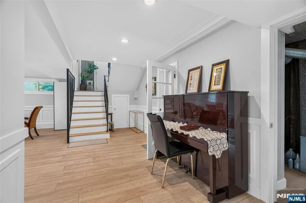 Photo of 265 Westervelt