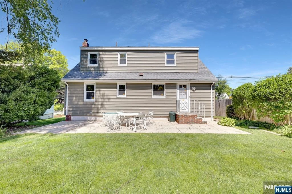 Photo of 287 Jackson