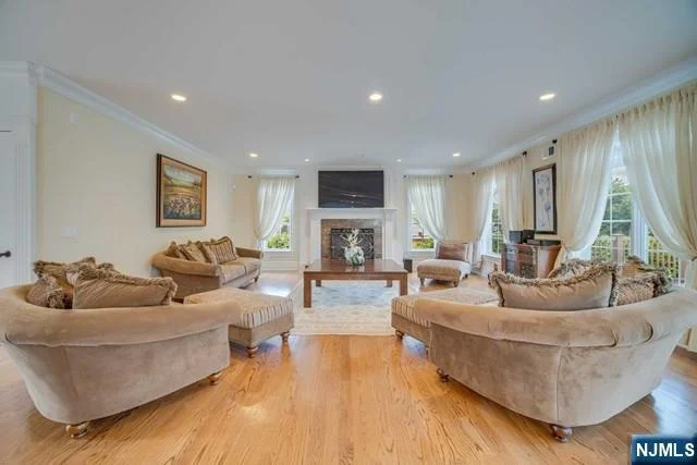 Photo of 63 Grandview