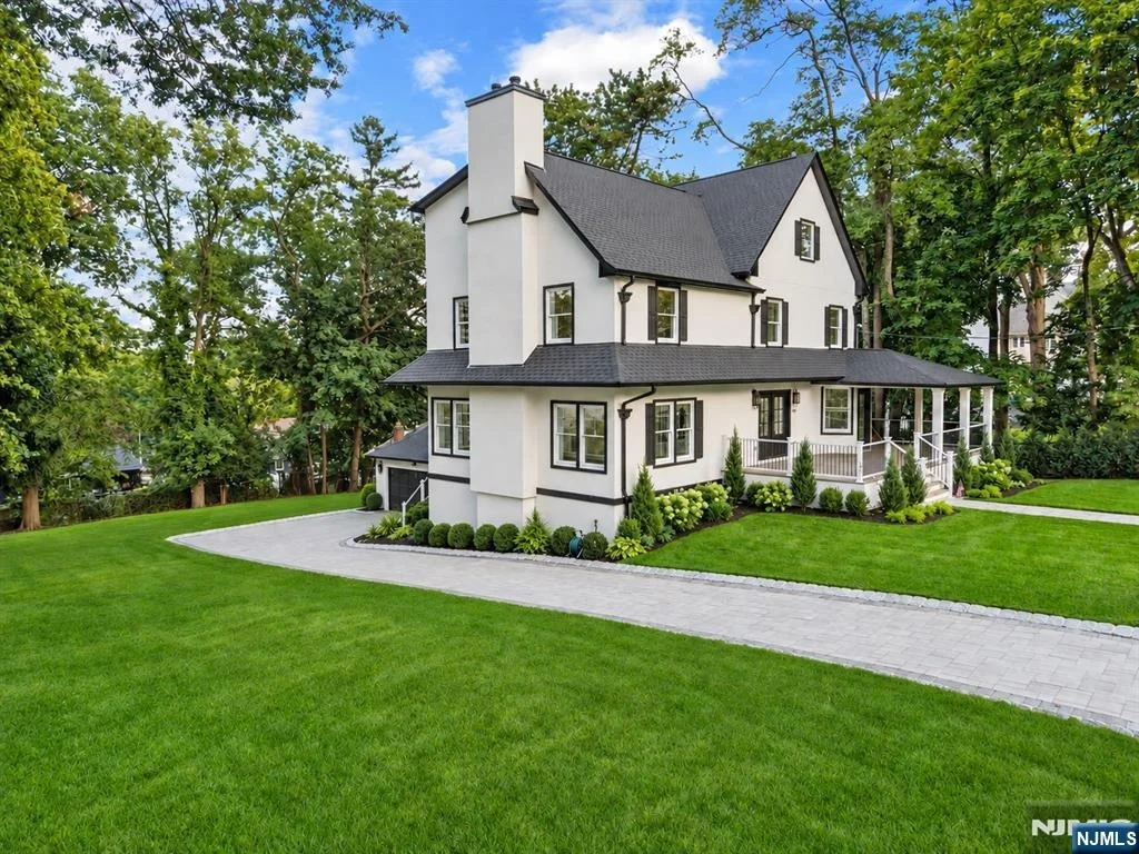 Photo of 517 Park
