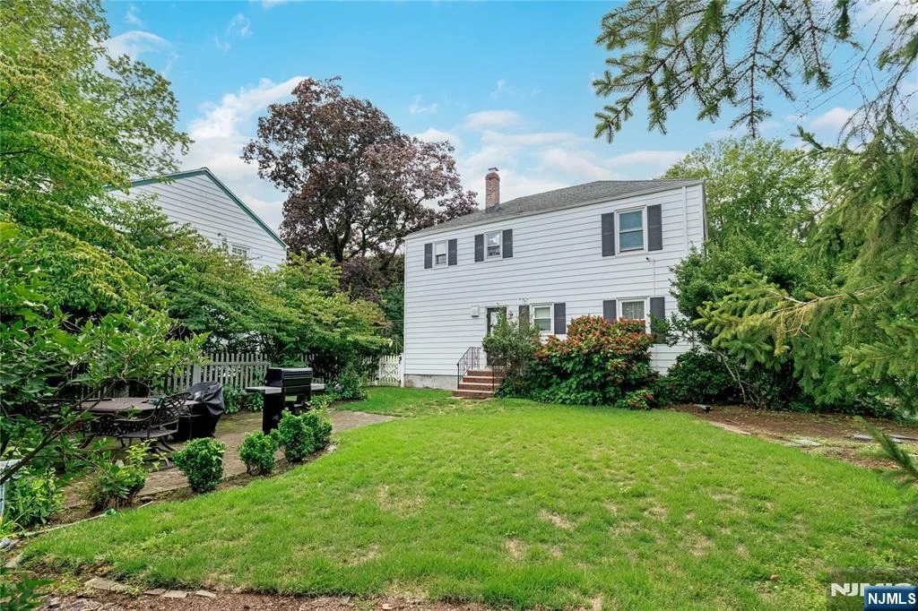 Photo of 685 Ackerman