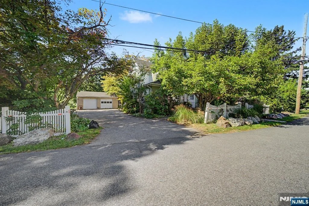 Photo of 56 Haskell
