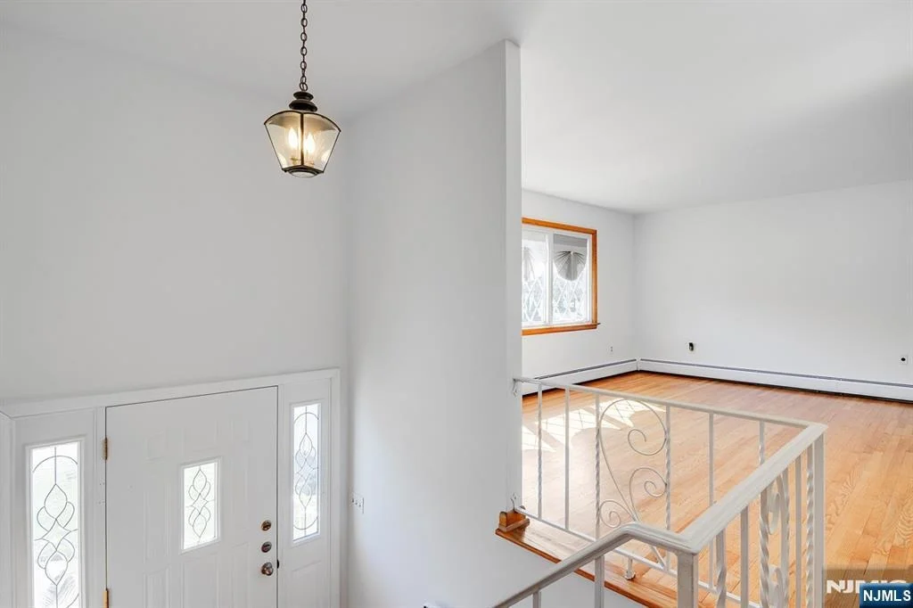 Photo of 240 Ridge