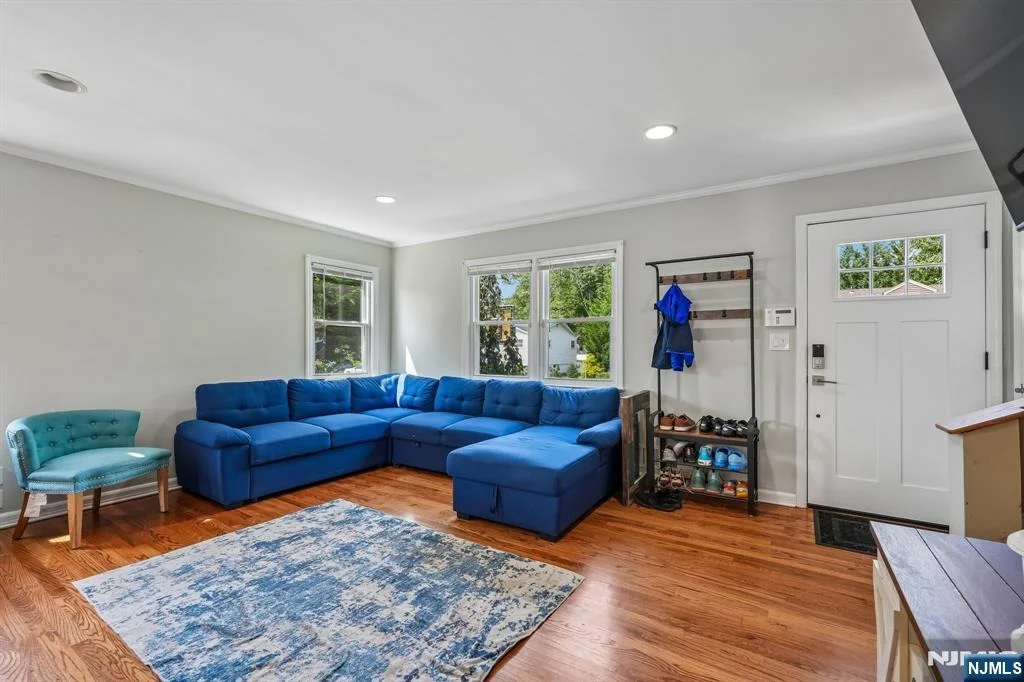Photo of 122 Maplewood