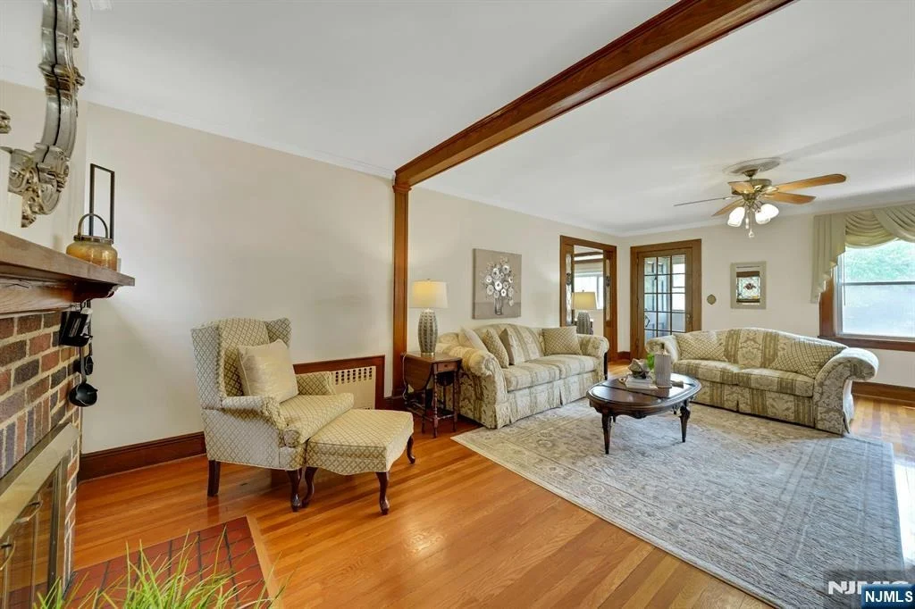 Photo of 224 Euclid