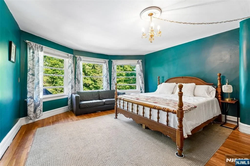 Photo of 30 Olney