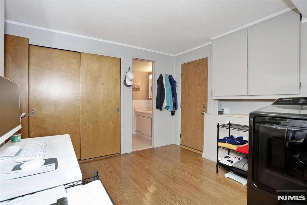 Photo of 79 Bell