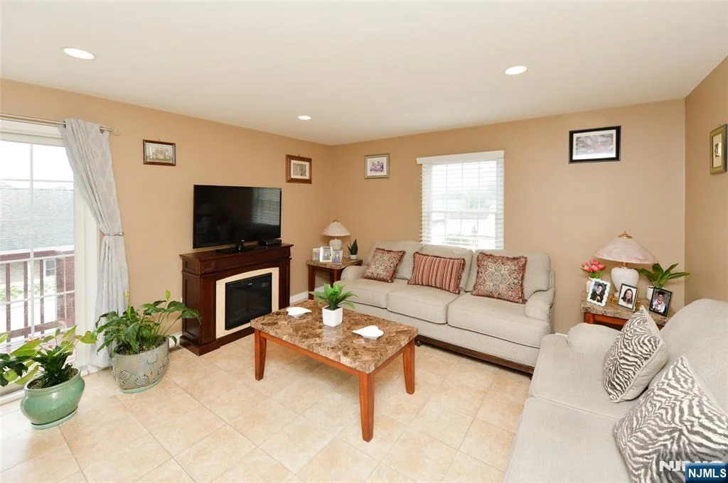 Photo of 120 Corabelle