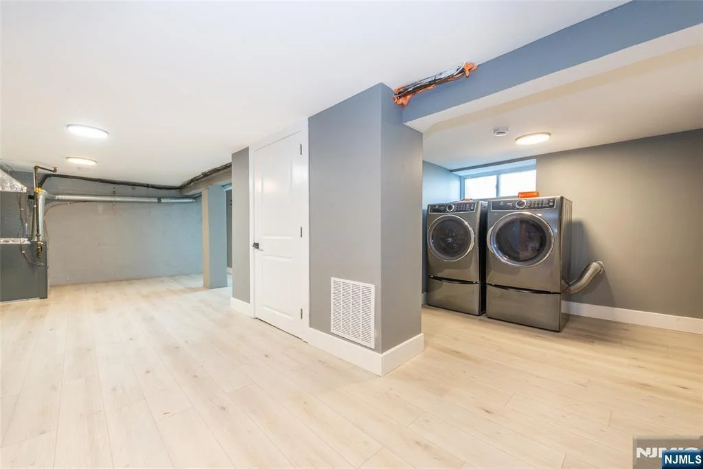 Photo of 105 Brinkerhoff