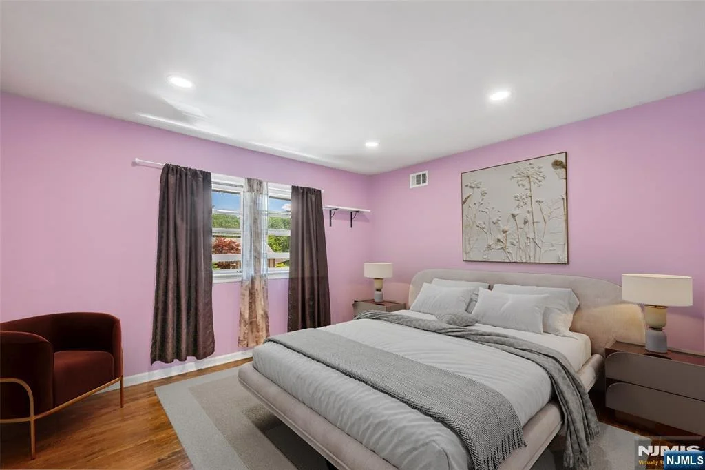 Photo of 101 Pinecrest