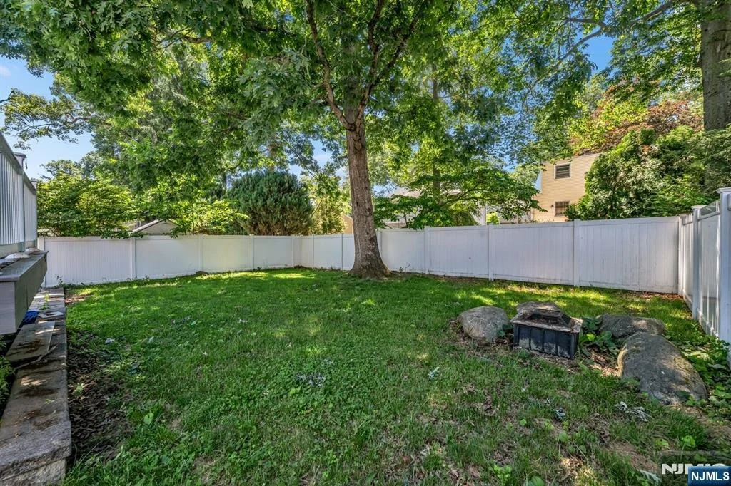 Photo of 101 Pinecrest