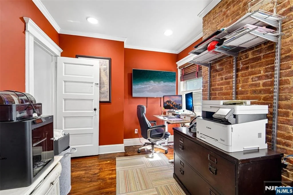 Photo of 30 Olney
