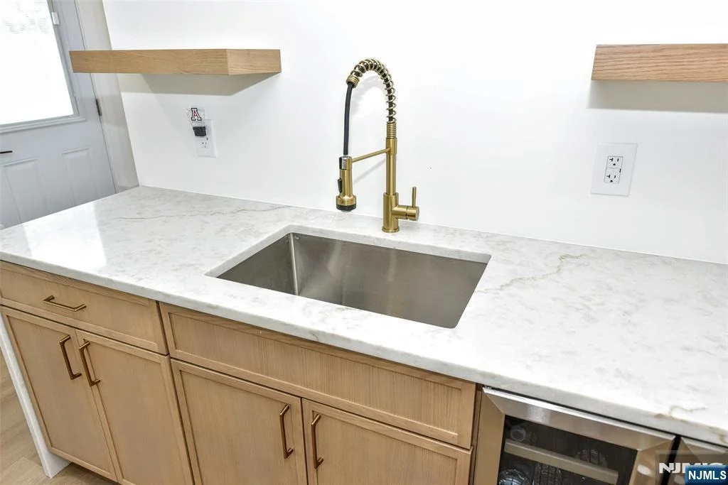 Photo of 75 Demarest