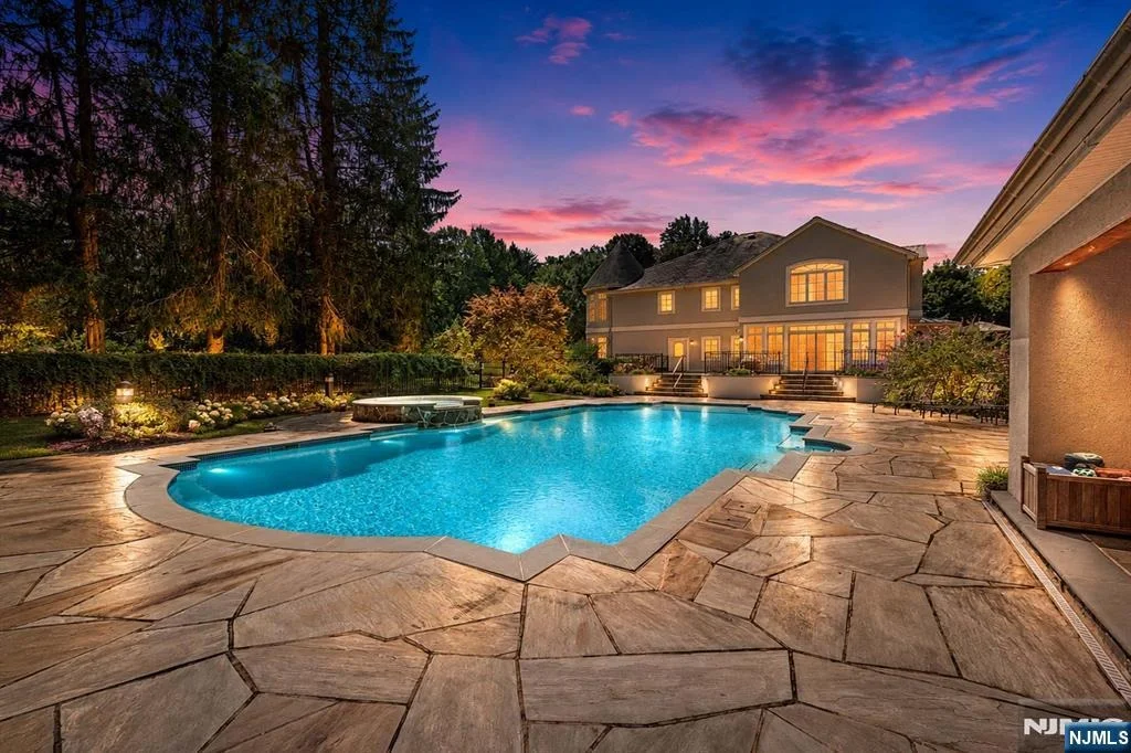 Photo of 38 Bridle
