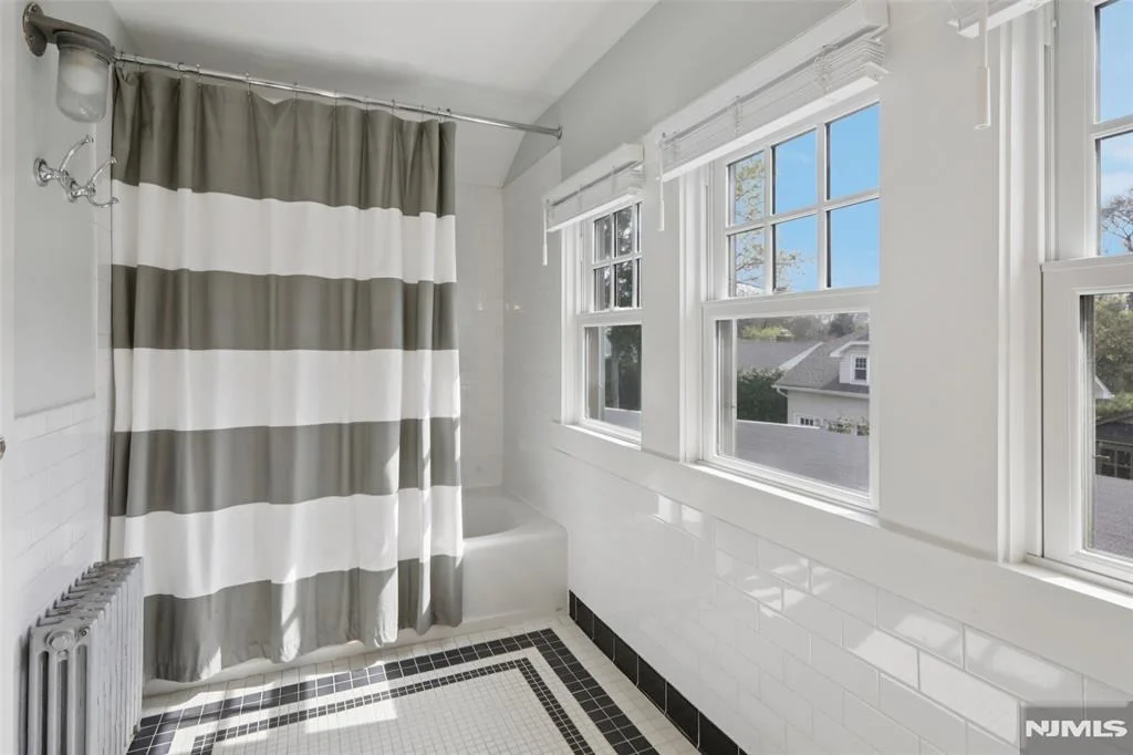 Photo of 512 Ackerman