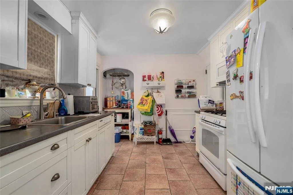Photo of 685 Ackerman